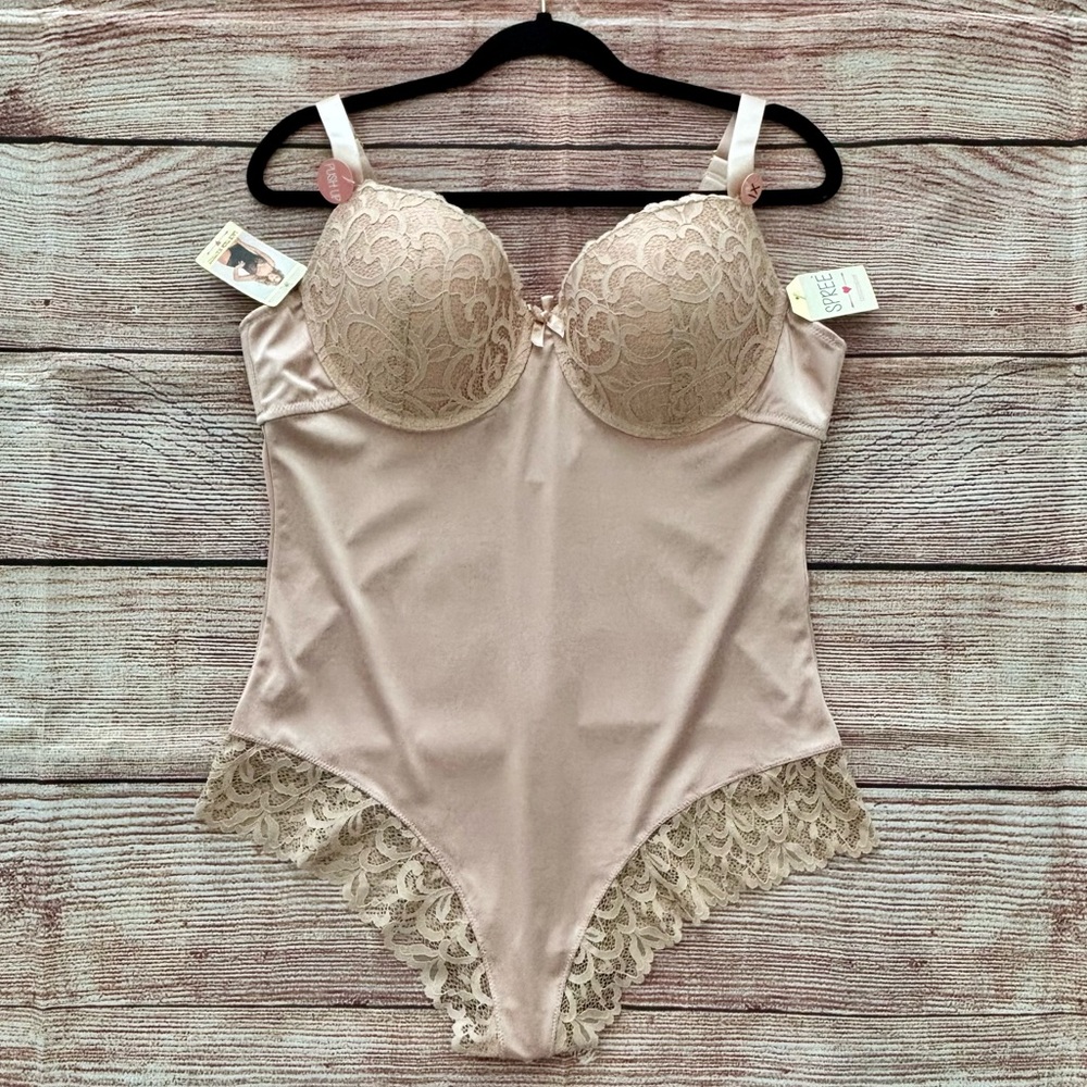 NWT! ⭐️ Spree Intimates • Lace Trim Push Up Bodysuit - Color Nude, Size 1X